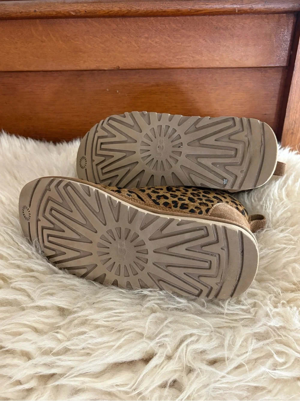 UGG Neumel Leopard Print Chukka Calf Hair Suede Sherpa Lined Ankle Boots
